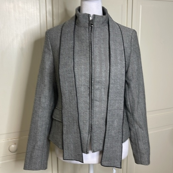 BANANA REPUBLIC  Women's The Neck Jacket Herringbone Pattern With Tie Blazer Sz4 - Picture 10 of 10